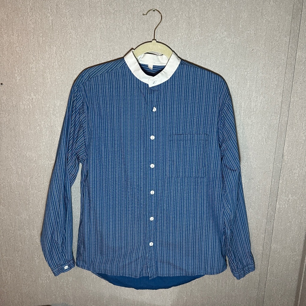 Scully Casual Blue and White Button Down Shirt